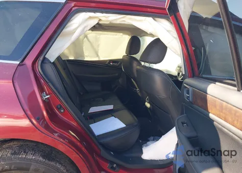 2015 Subaru Outback 2.5I Limited z USA, uszkodzony, nr VIN 4S4BSALC5F3320450